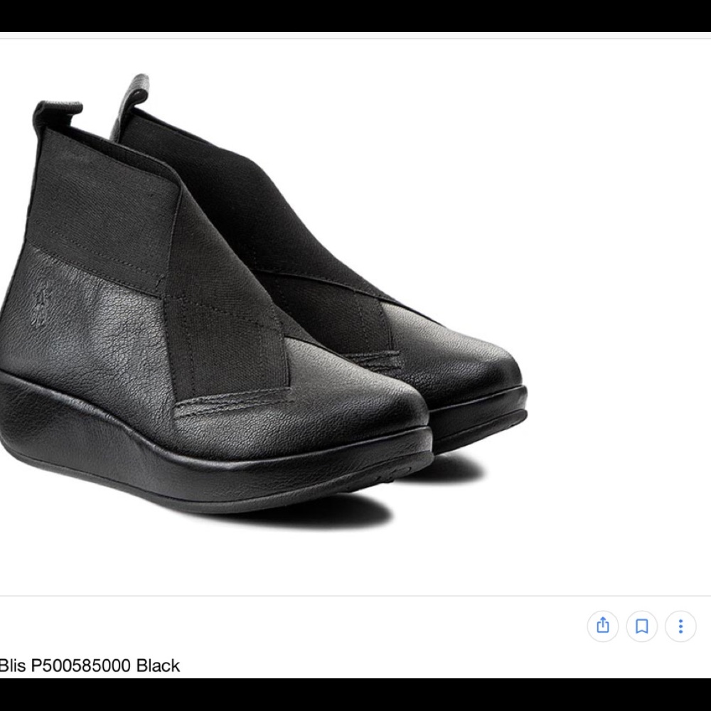 Fly London Blis booties NIB